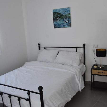 Luxury 2-Room Suite In The Center Of Downtown Haifa Luaran gambar
