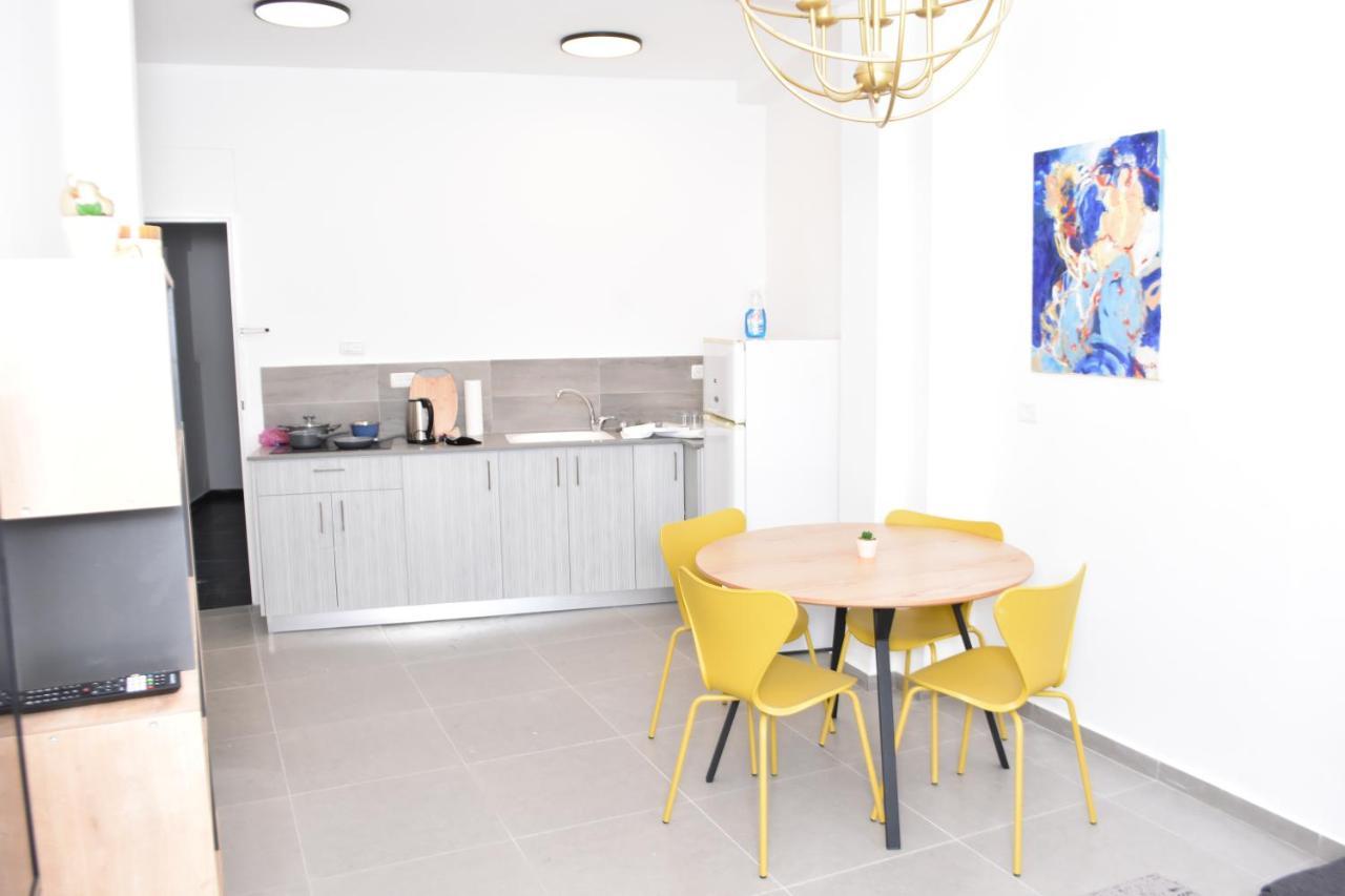 Luxury 2-Room Suite In The Center Of Downtown Haifa Luaran gambar