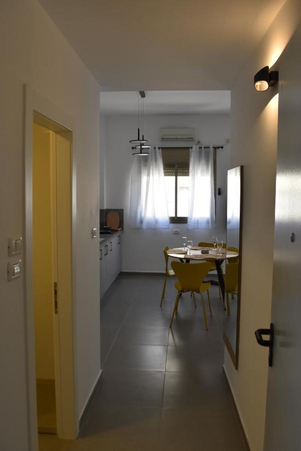 Luxury 2-Room Suite In The Center Of Downtown Haifa Luaran gambar