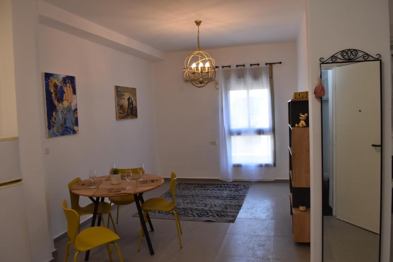 Luxury 2-Room Suite In The Center Of Downtown Haifa Luaran gambar