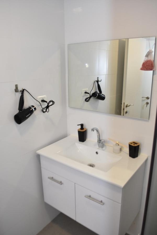 Luxury 2-Room Suite In The Center Of Downtown Haifa Luaran gambar